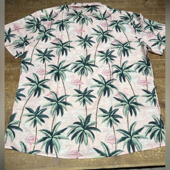 Men’s Flamingo & Tree Print Hawaiian Shirt - Picture 6 of 12
